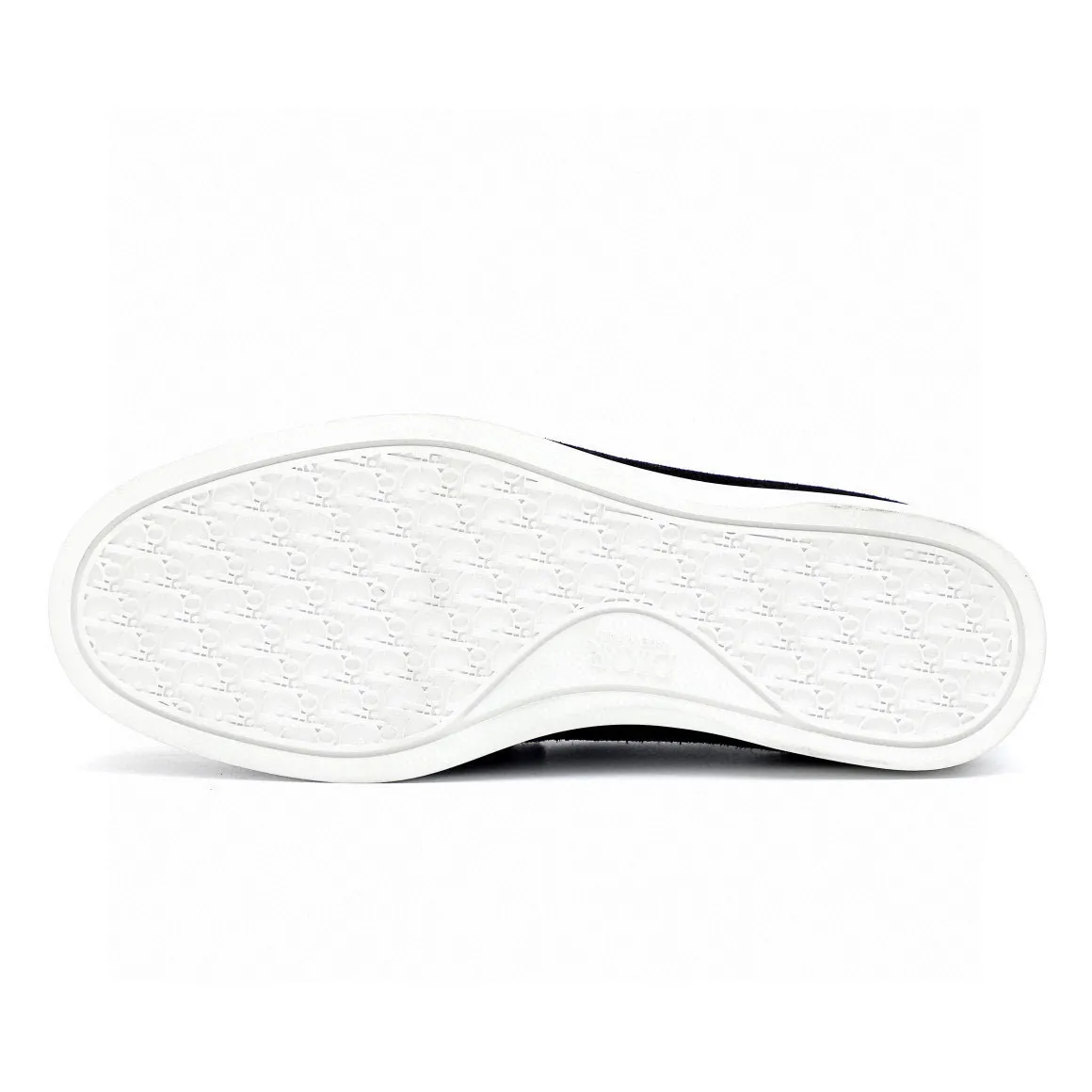 Men's shoes 💰460 💐Original packaging Product trademark: Dior "Dior" casual leather shoes Regular size: 38-44 (45.46.47🉑️Customized) Product materials: Selected Italian imported first-layer suede cowhide upper, imported water-dyed 🐂 cowhide lining. Strong three-dimensional visual effect, original rubber outsole Color: 3⃣️colors available